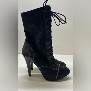 NWT Max Studio Less Laced Sherpa Boots